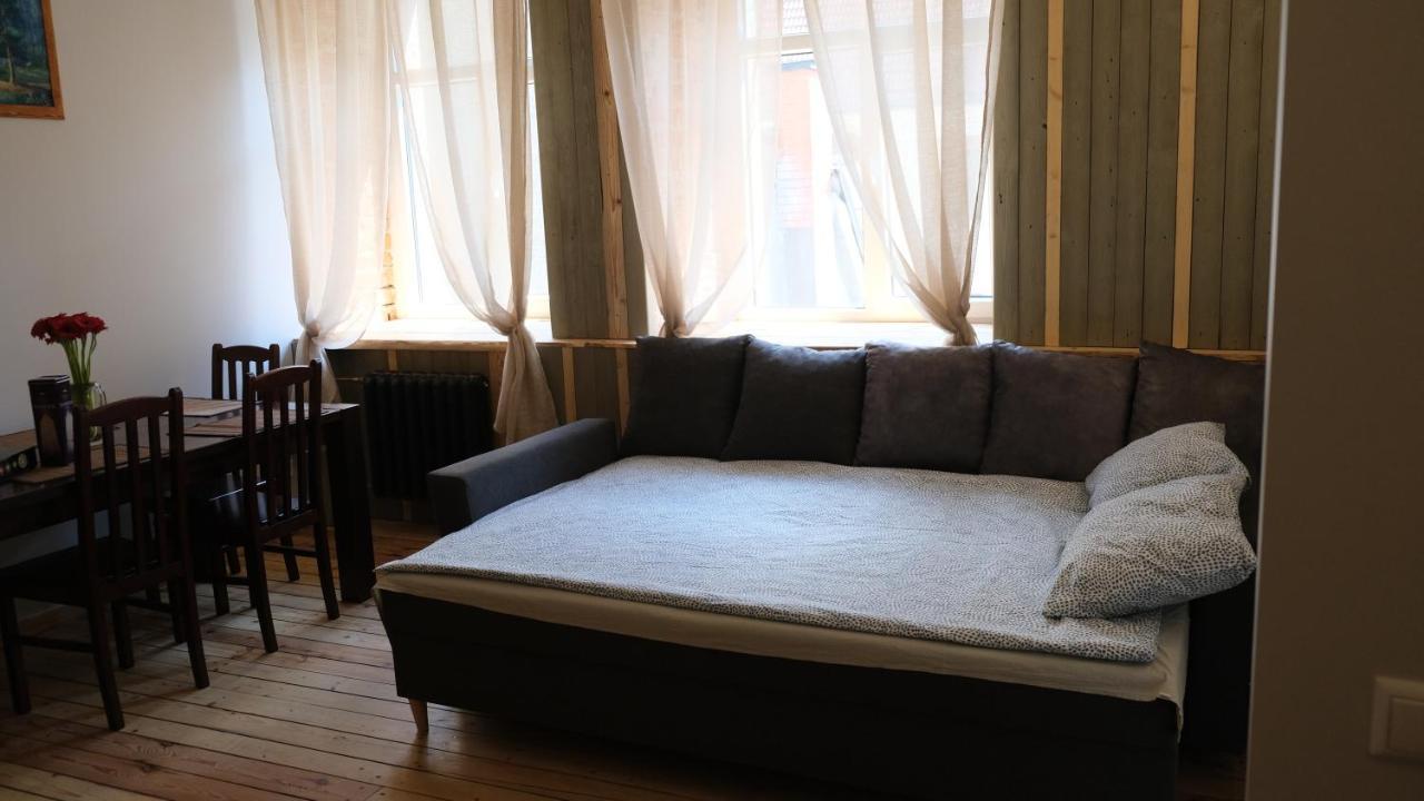 Classic 2-room In Old Town 公寓 里加