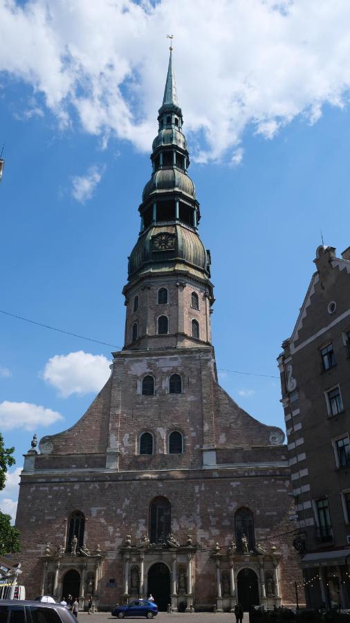 Historic With Wooden Floors In The Hearth Of Old-town Апартамент